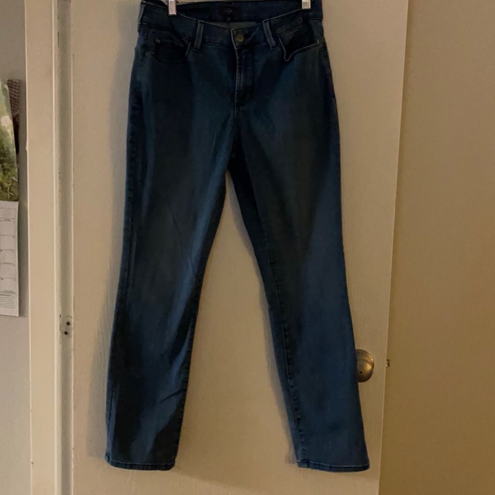 This is the perfect pair of jeans. NYDJ size 10